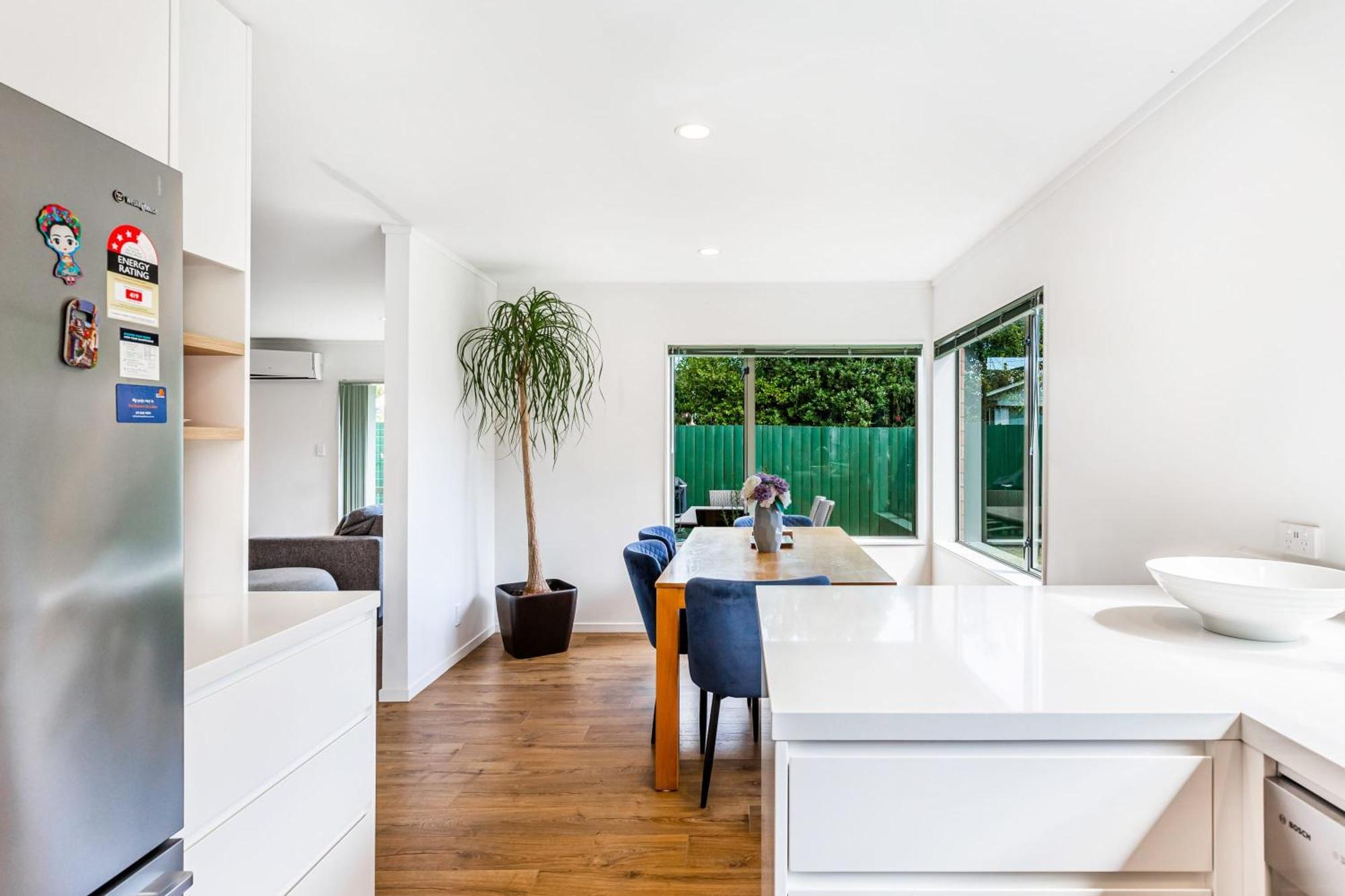 Private And Sunny 3-Bedroom Home With Parking Auckland Eksteriør bilde