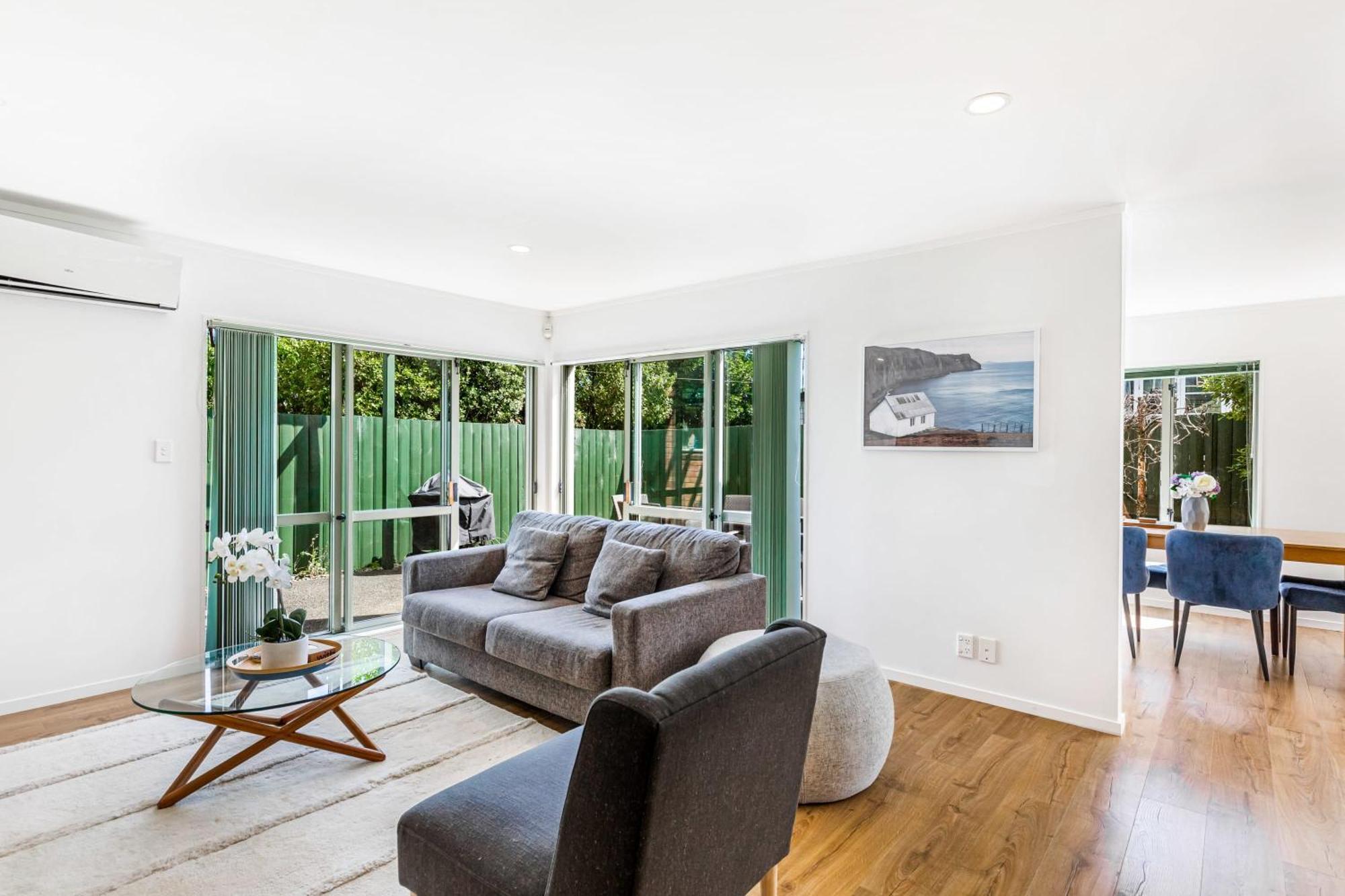 Private And Sunny 3-Bedroom Home With Parking Auckland Eksteriør bilde