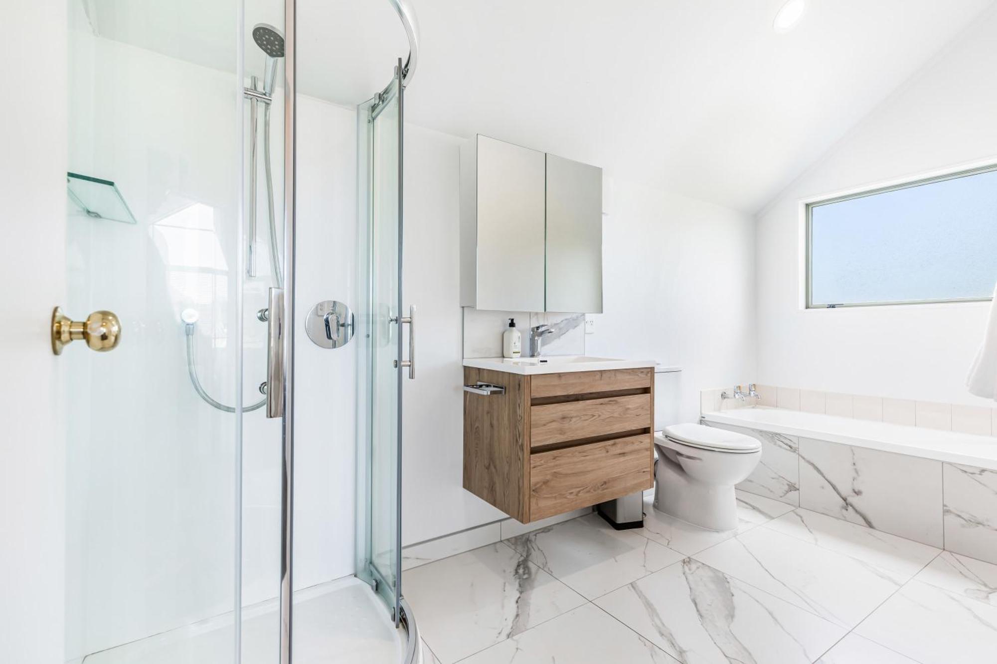 Private And Sunny 3-Bedroom Home With Parking Auckland Eksteriør bilde