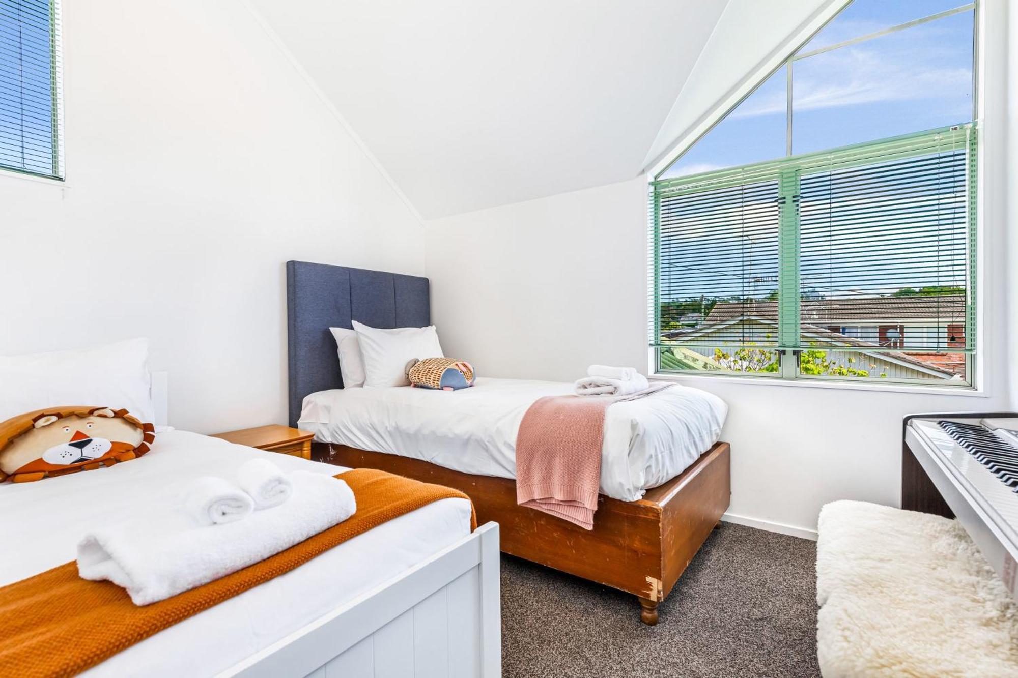 Private And Sunny 3-Bedroom Home With Parking Auckland Eksteriør bilde