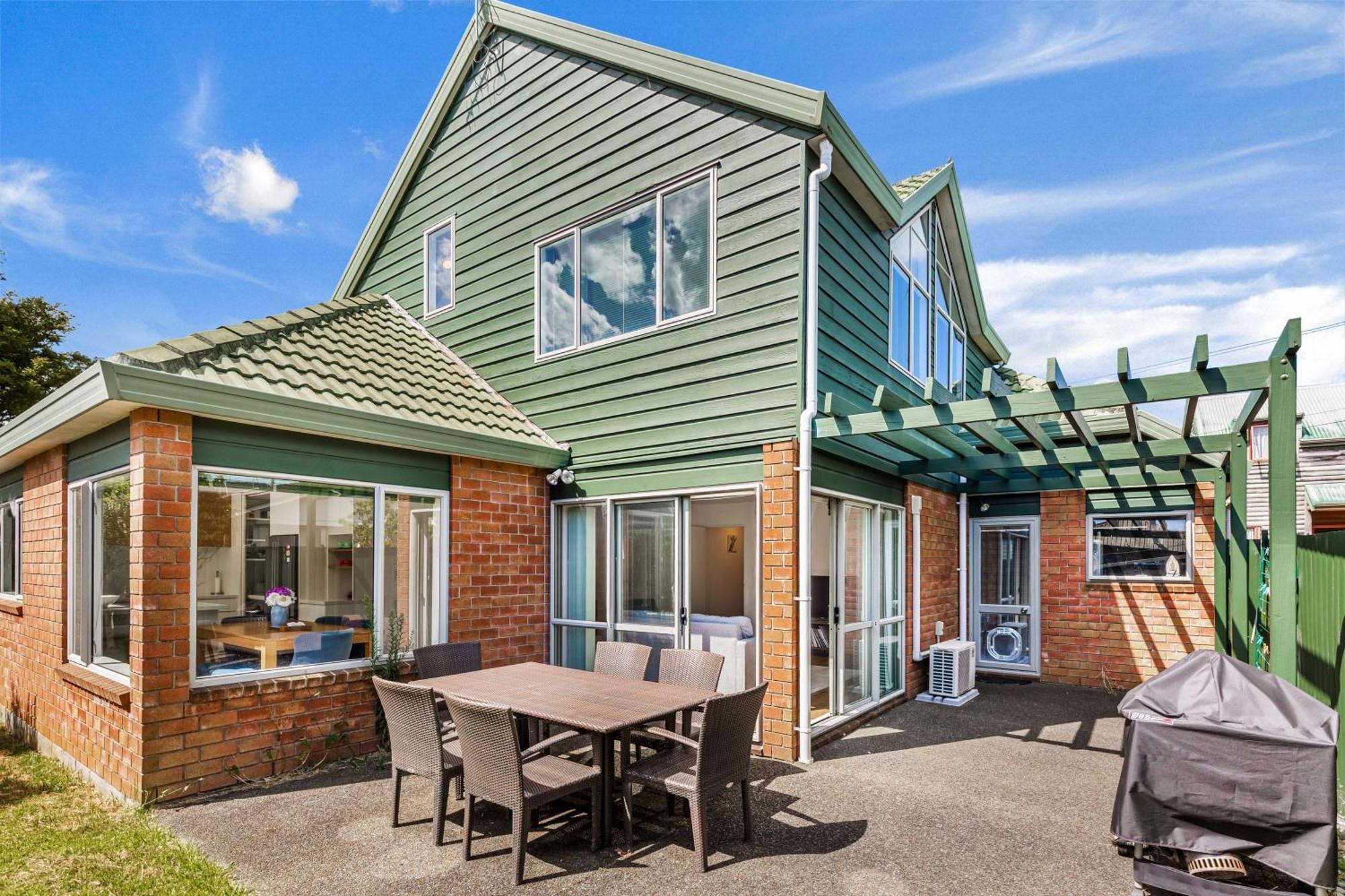 Private And Sunny 3-Bedroom Home With Parking Auckland Eksteriør bilde